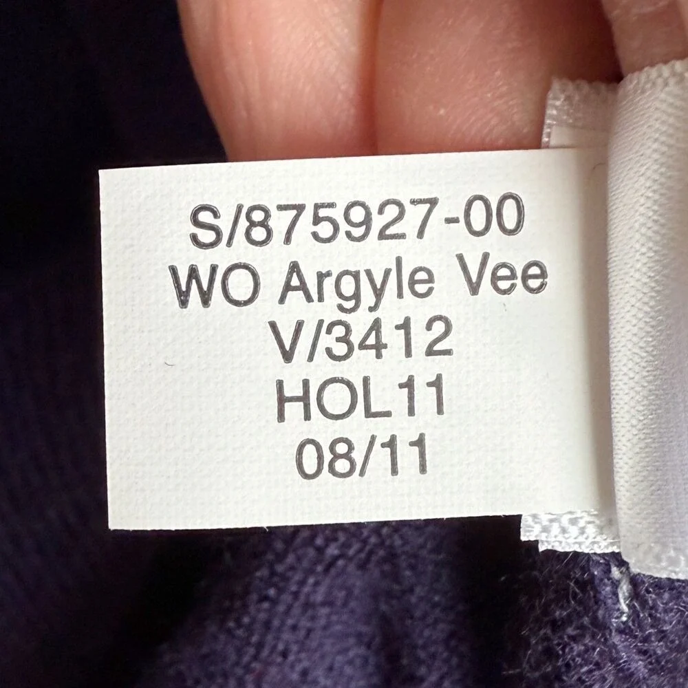 Banana Republic 100% Merino Wool Purple Argyle Sweater Plaid Preppy Academia L